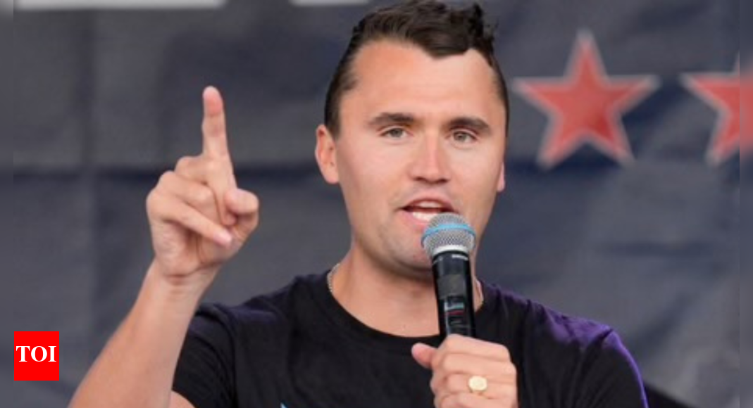 Oregon vs Penn State clash becomes fiery political spotlight with Charlie Kirk Freedom shirts
