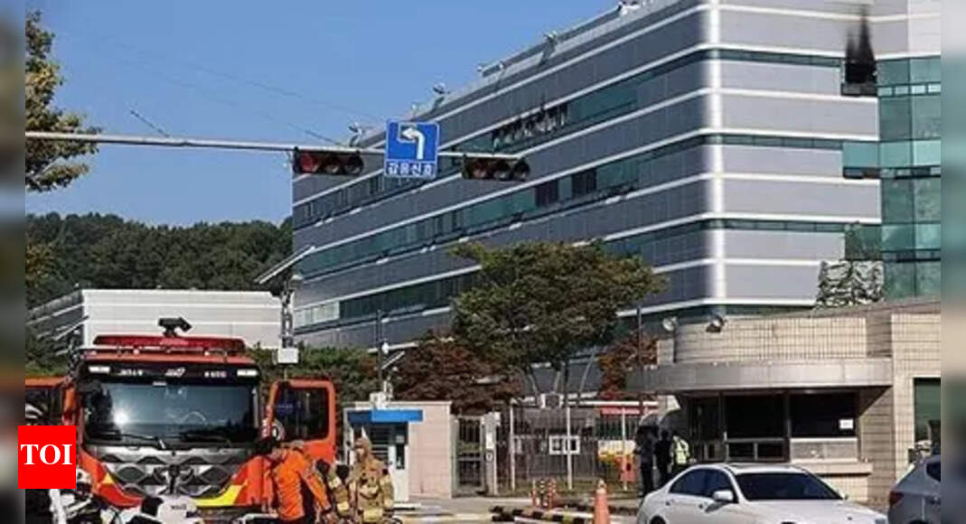What caused South Korea data centre fire: Emergency services, banking and government websites down; PM Kim Min-seok apologizes