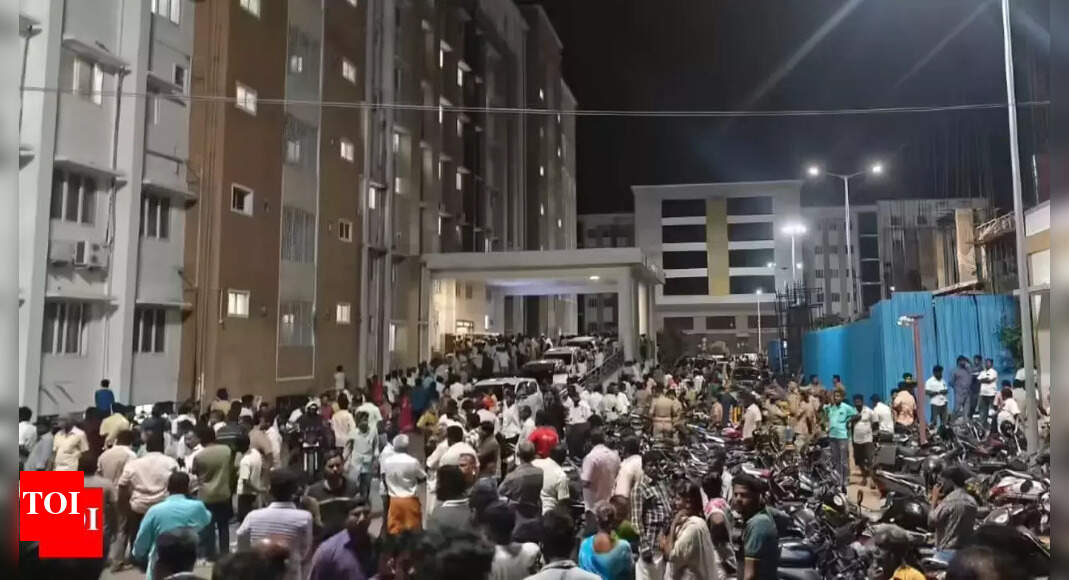 Karur stampede: 'Full police protection could have prevented deaths; leader should have assessed' EPS