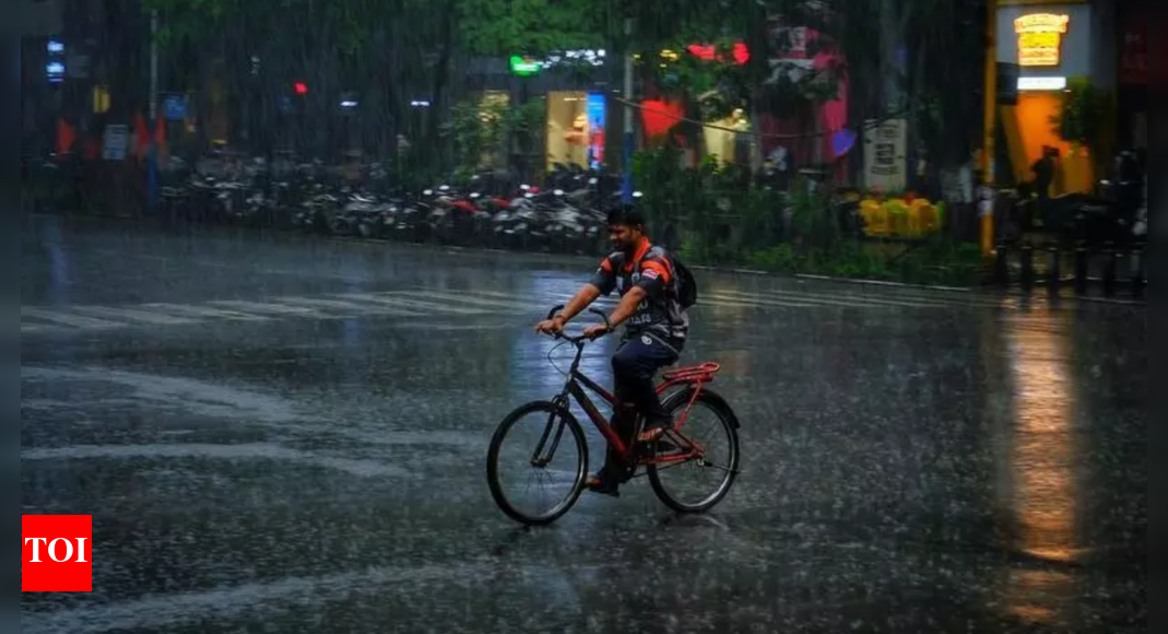 Now rain batters west Marathwada; rivers in spate after heavy discharge from dams