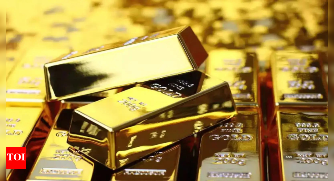 Gold rate outlook: Bullion rally may stretch this week; US jobs data, festive demand in focus; analysts warn of profit-taking