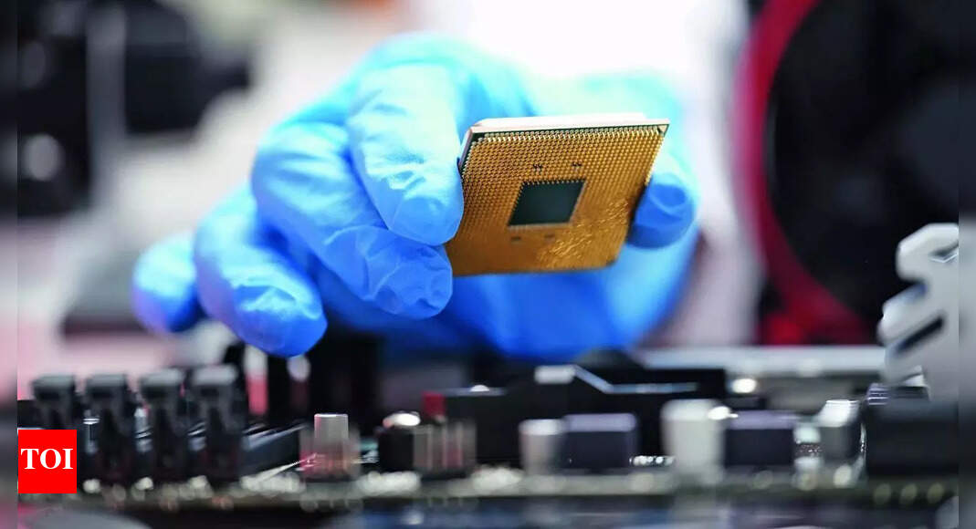 White House on possibilty of chips based tariffs on foreign electronics: America cannot rely on…