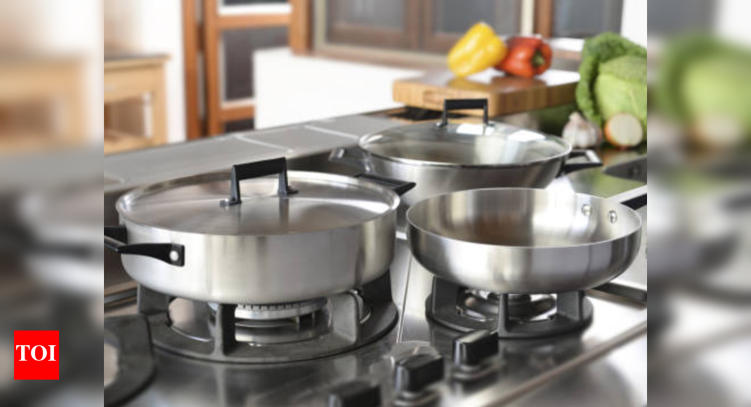 Cooking in aluminium utensils linked to cancer? All you need to know