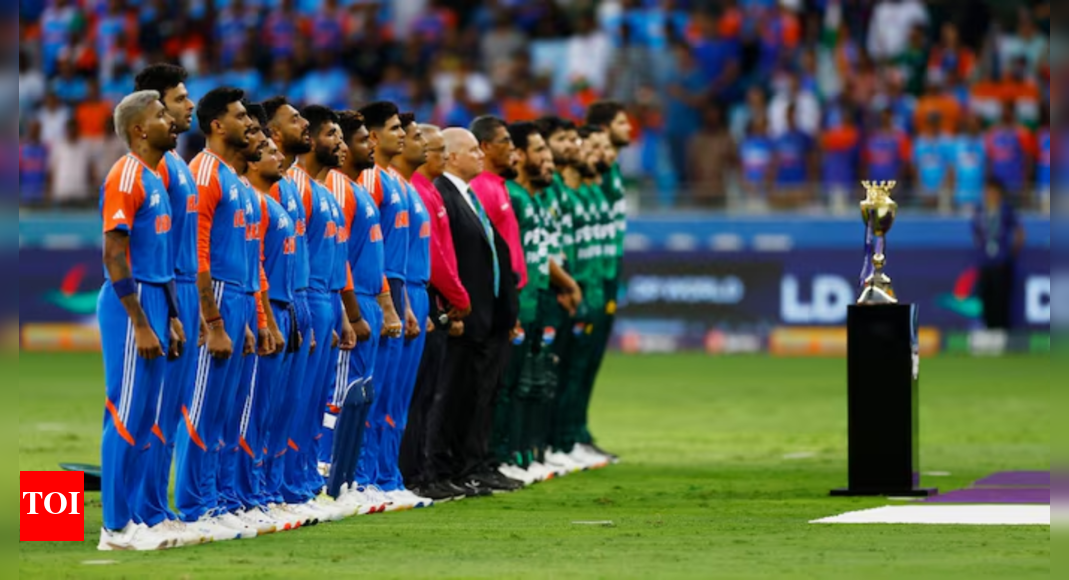 'Aaj Bharat chak dega phatte': Harbhajan Singh confident ahead of India vs Pakistan Asia Cup 2025 final