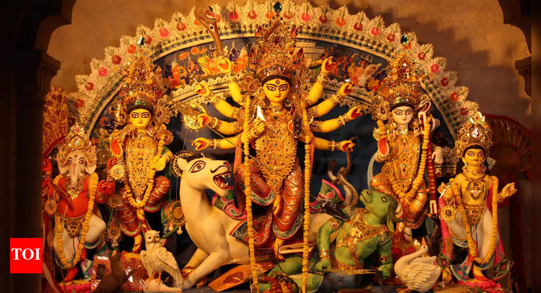 Daleipara puja committee brings back ’80s memories