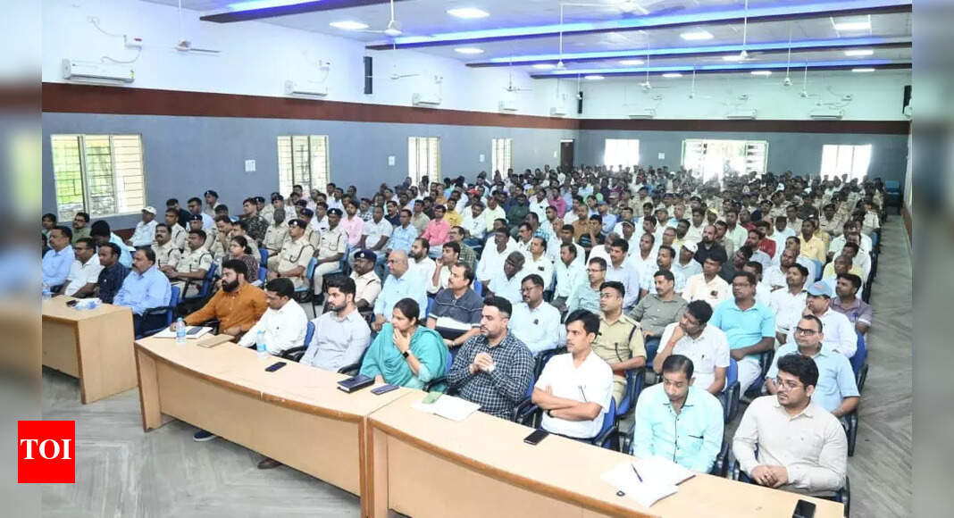 Chatra District Administration Prepares for Safe and Peaceful Durga Puja Celebrations with Enhanced Security Measures