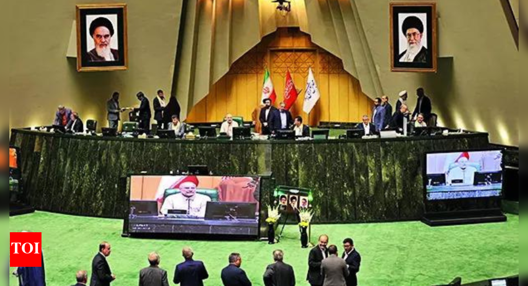 UN arms embargo, other sanctions reimposed on Iran over its N-plans