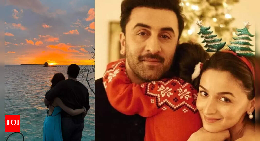 Alia Bhatt hugs Ranbir Kapoor while watching sunset on their vacay, shows Raha’s birthday card saying ‘Best Papa In The World’ – PICS inside | Hindi Movie News – The Times of India
