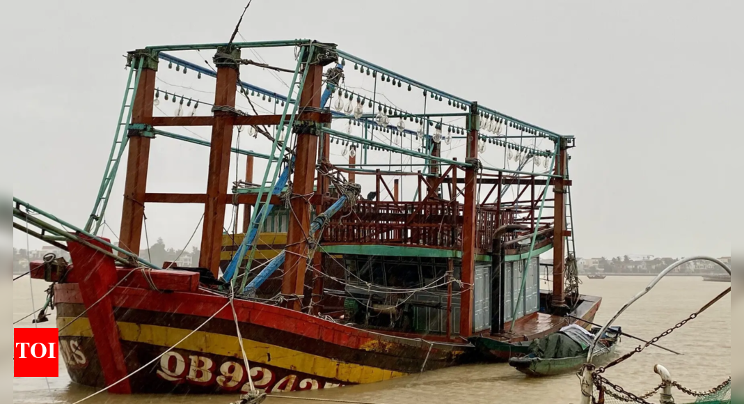 Vietnam evacuates thousands and shuts airports as Typhoon Bualoi makes landfall