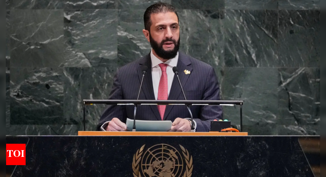 <div>Is Syria's Ahmad al-Sharaa ignoring domestic challenges?</div>