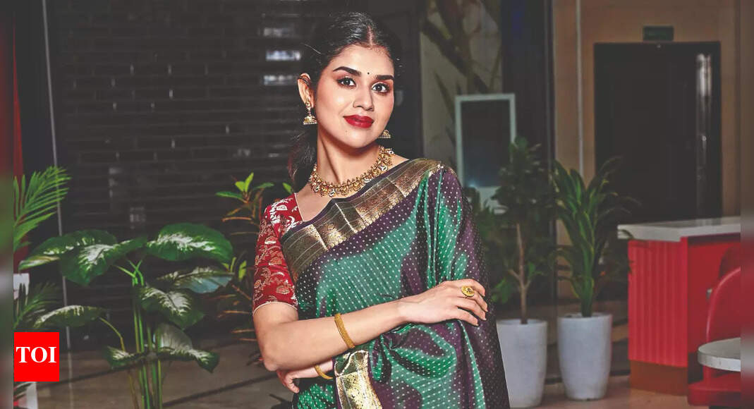 NAVRATRI, DAY 8: PEACOCK GREEN - Turn on the peacock green magic this Navratri season