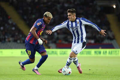 La Liga: Barcelona beat Real Sociedad to top Spanish league as Lamine Yamal returns