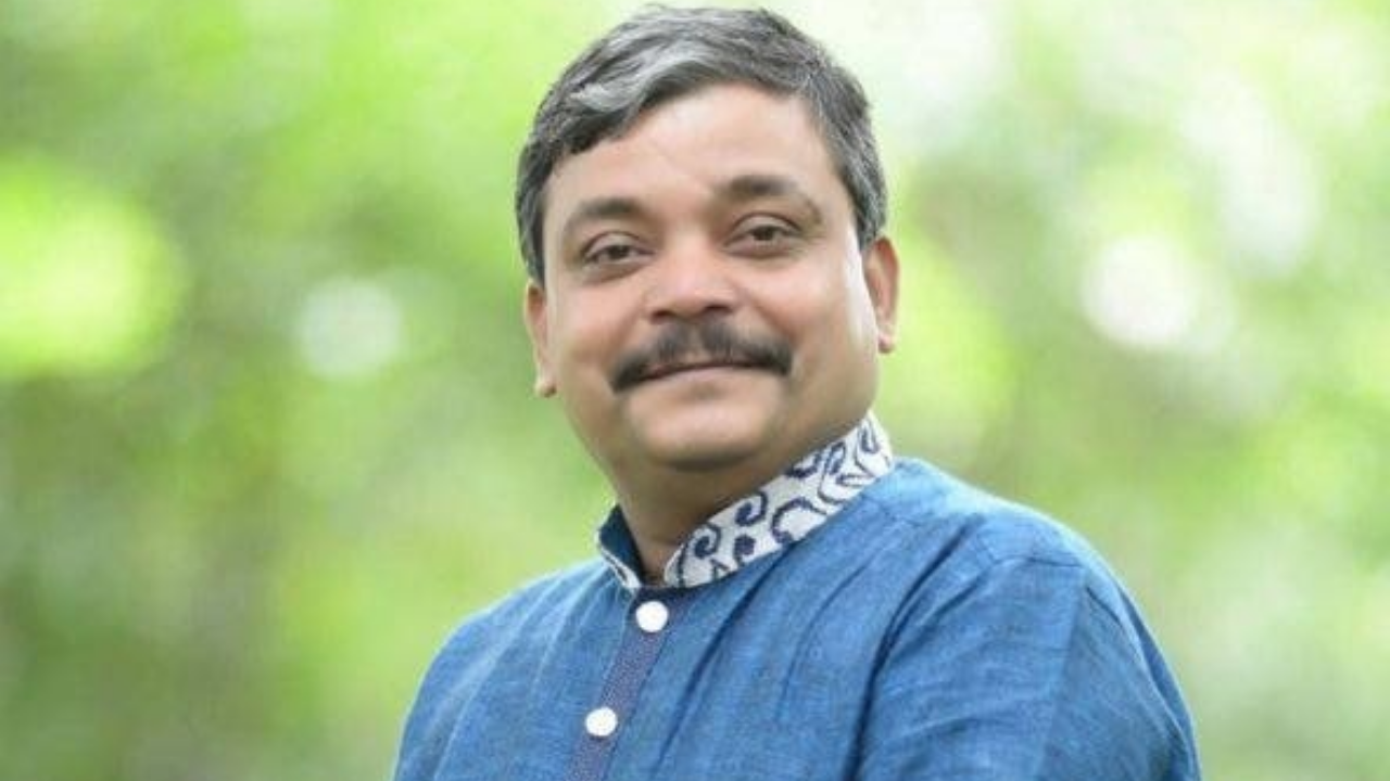 Karnataka: Veteran theatre artist Yashwant Sardeshpande passes away at 62 |  Hubballi News - The Times of India