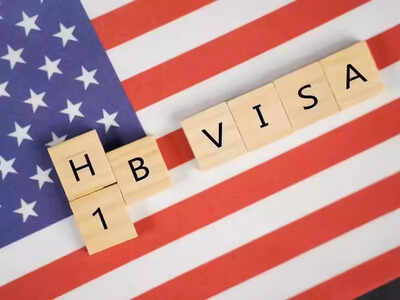 El primer ministro de Canadá, Mark Carney, sobre la nueva política de visas H-1B de Donald Trump: Entiendo que está cambiando su política de visas, tal vez podamos…