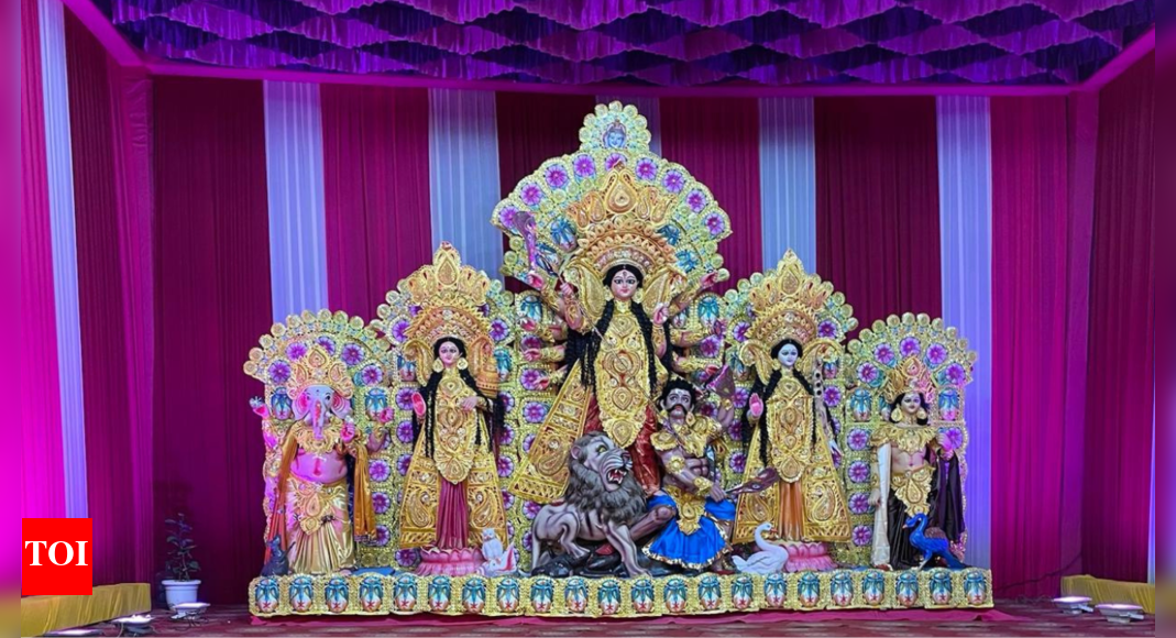 From Dhak beats to Bollywood notes: Inside Dwarka Bangiya Samaj’s mega Durga Puja celebrations