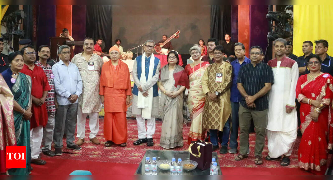 Durga Puja festivities start in Chandigarh with the Bengali community