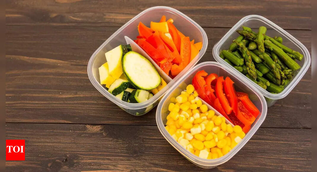 Never put these 5 foods in plastic containers: Know how to store them safely | – The Times of India