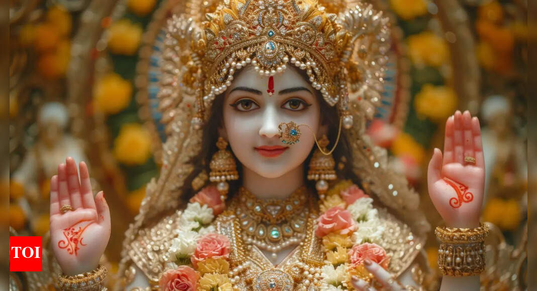 Maha Navami 2025: Date, Time and How it is celebrated?