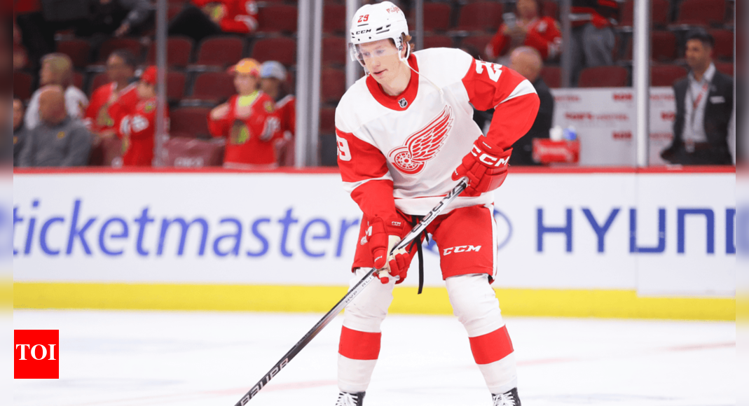 Detroit Red Wings prospect Nate Danielson injured in preseason loss to Buffalo Sabres