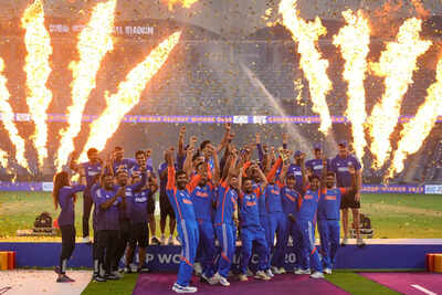 'Ashamed as a cricketer': World Cup-winning ex-India player slams politics, provocative gestures in Asia Cup 2025