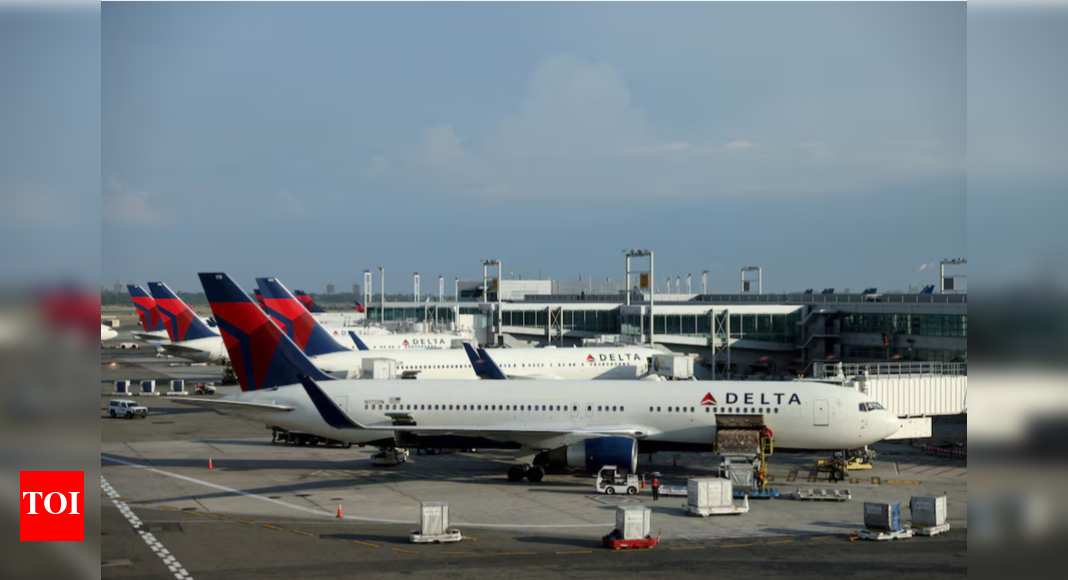 US government shutdown: Aviation sector to be hit! Airline workers may have to work without pay