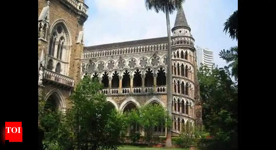 Students pursuing degree courses at Mumbai University will receive administrative service exam training