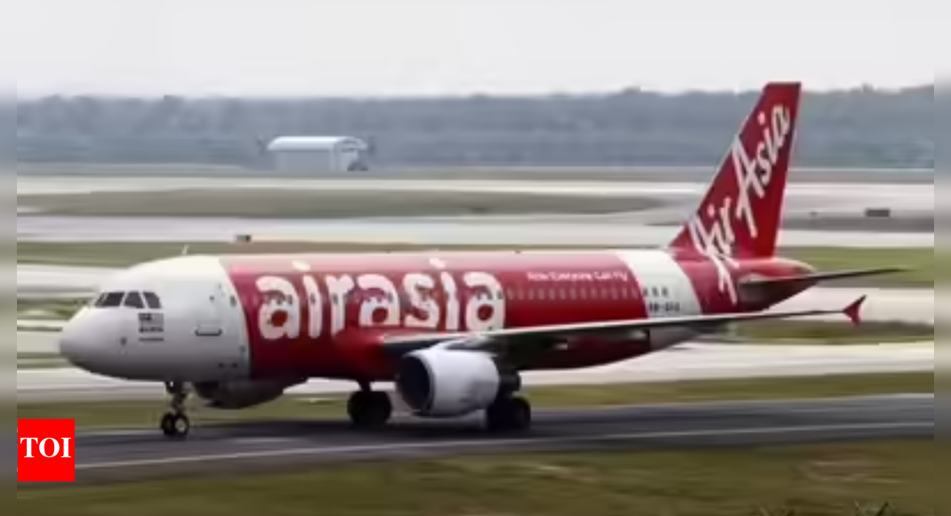 Mid-air scare: Bangkok-bound AirAsia flight returns after hydraulic failure; makes emergency landing in Lucknow