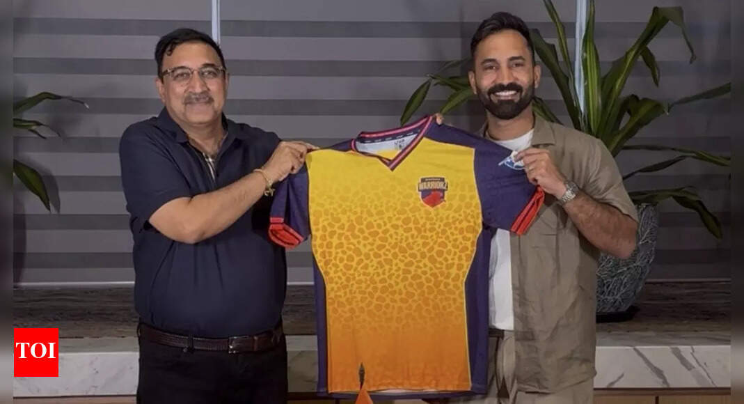 Dinesh Karthik joins Sharjah Warriorz ahead of ILT20 Season 4