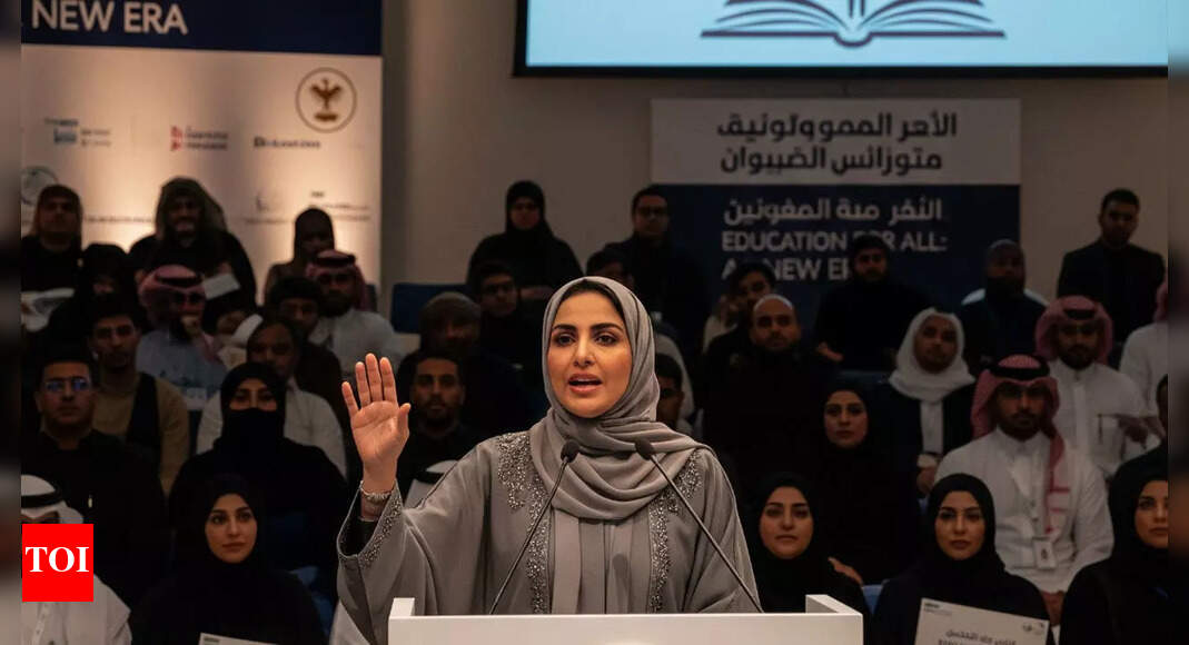 Who is Dr Munira Al-Mahashir? From e-learning pioneer to Eastern Province’s education director