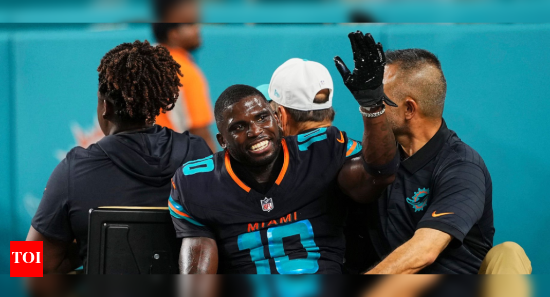 Tyreek Hill dislocated his knee and tore multiple ligaments, including his ACL—he will remain hospitalized and undergo surgery