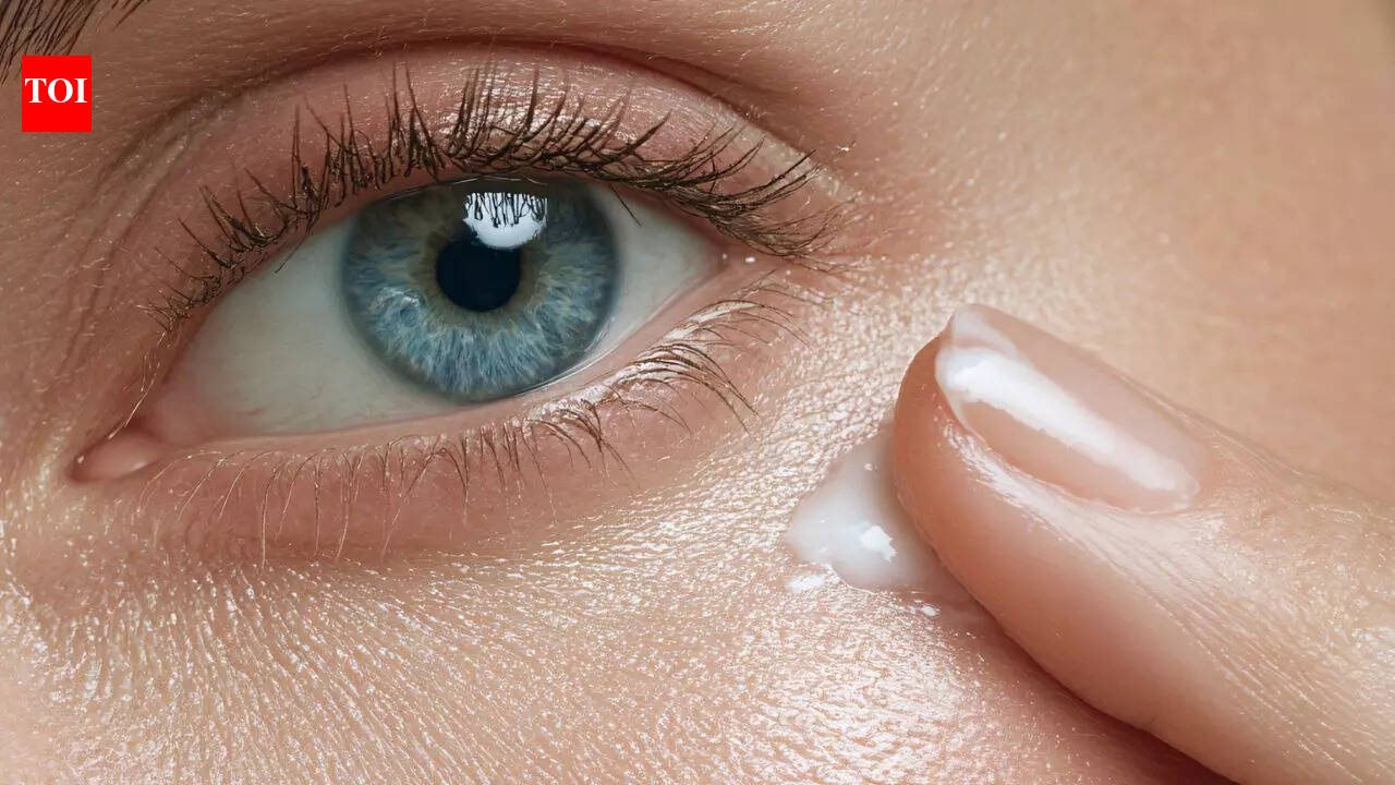 Causes of eye floaters explained: 4 conditions that can affect your ...