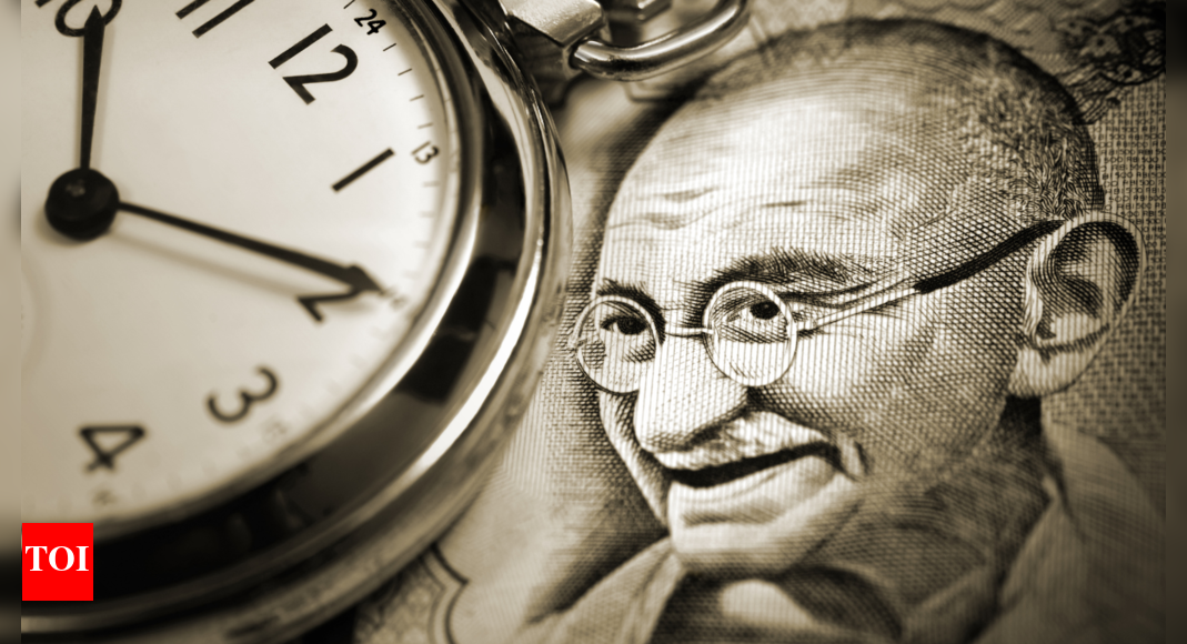 Happy Gandhi Jayanti 2025: 50 unique and special wishes, messages and quotes to share on Whatsapp and social media