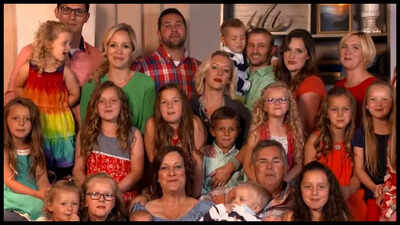 Three family members of 'Meet the Putmans' pass away in a tragic car accident; five undergo medical care