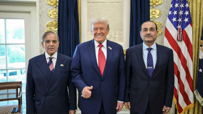 Pumped and dumped Pakistan back in US favor; Trump says he loved Pak general thanking him for saving millions of lives