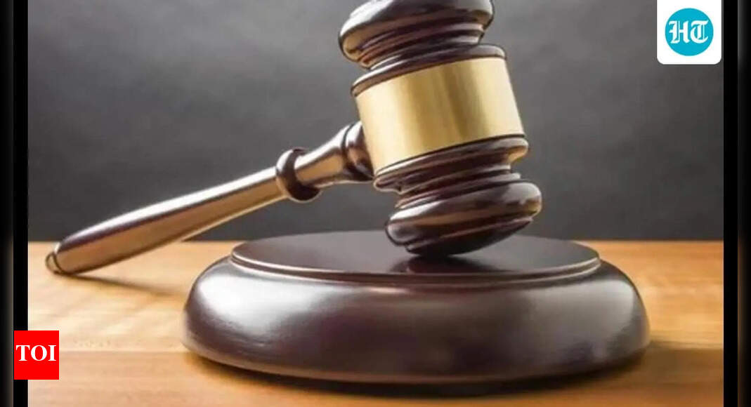 Parab summoned by Colvale police for questioning min