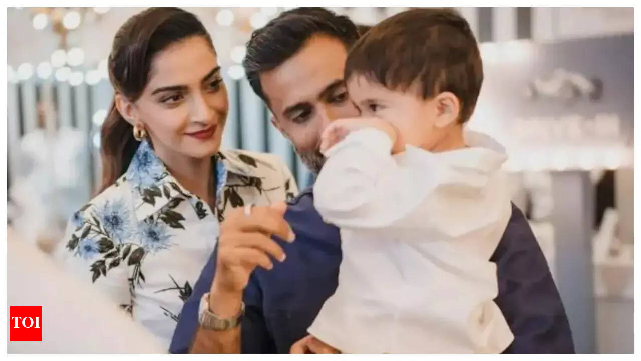 Are Sonam Kapoor and Anand Ahuja expecting their second 𝘤𝘩𝘪𝘭𝘥 after son  Vayu? Here's what we know | - The Times of India