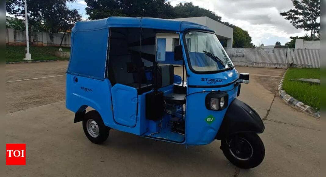 Self-driving autorickshaw Made in India! Check details