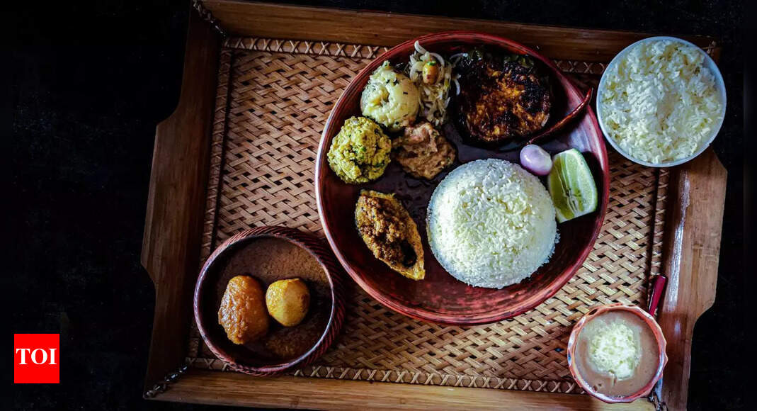 From bhog to food courts: Bengaluru serves up Durga Puja delights