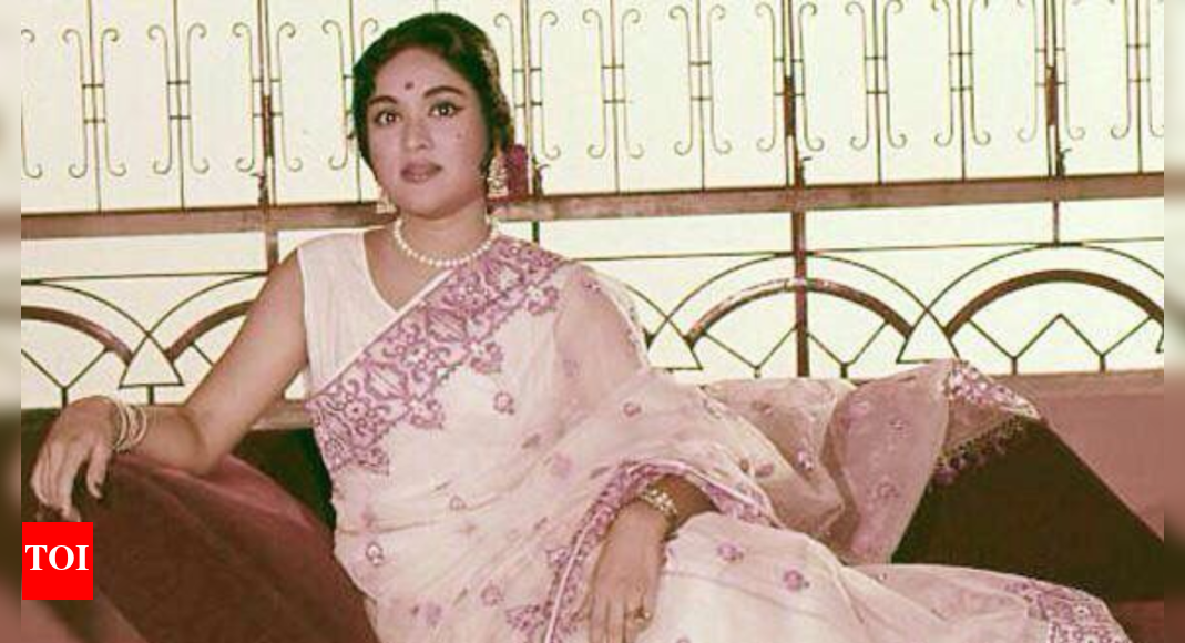 Vyjayanthimala recalls the Nightingale of India: Lata Mangeshkarji played a big hand in my career