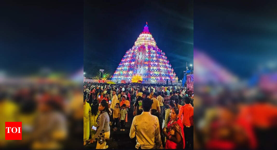 140-ft tall pandal, 35-ft Durga idol becomes symbol of Navratri splendor in Janjgir Champa