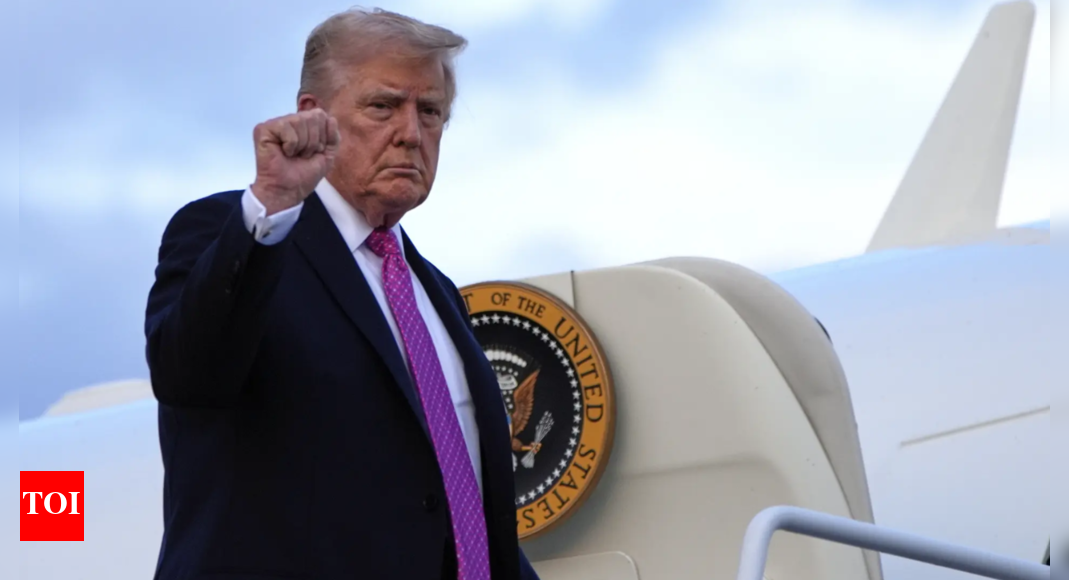 <div>'Any attack on Qatar ...': Donald Trump's big warning to Netanyahu; signs executive order after Israeli strike</div>