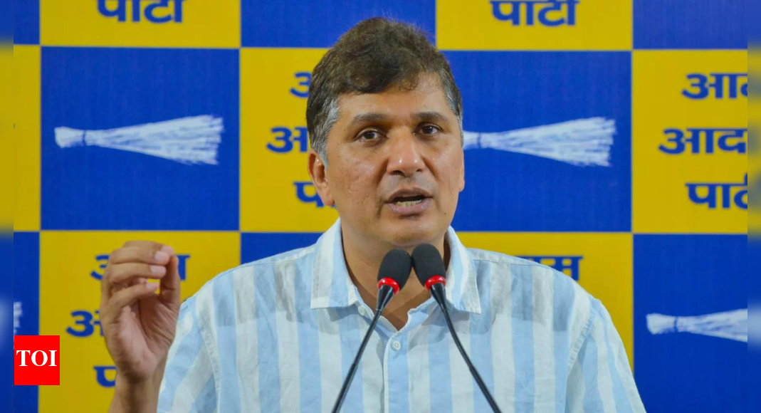 AAP slams Delhi government over plans to teach RSS history in state-run schools