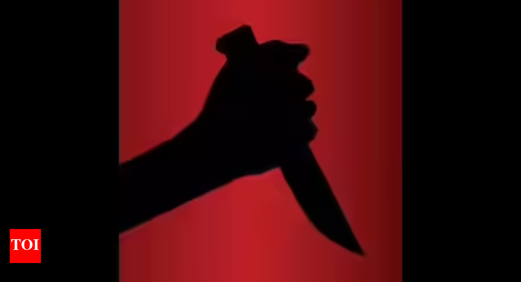 Kakinada horror: Youth kills minor girlfriend by slitting her throat; later commits suicide