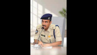 Wife, 2 others held for plotting and killing husband in Guntur