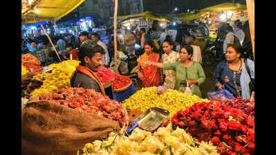 Dasara Prep Lights Up Hyderabad