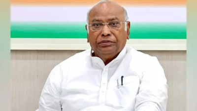 'Country’s misfortune': Congress attacks RSS; claims Sangh sided with British