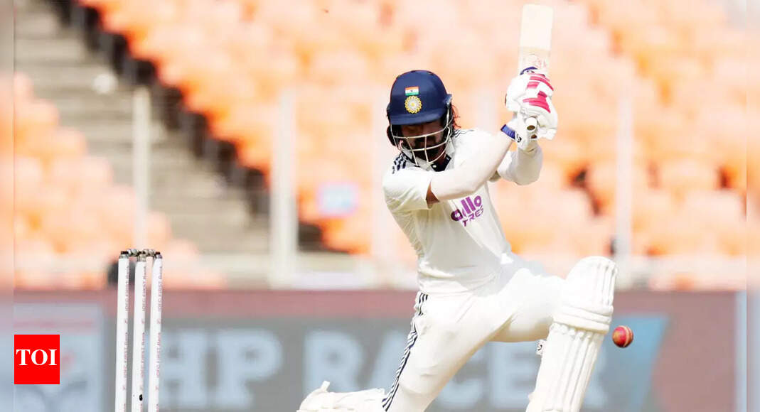 IND vs WI Live Score, 1st Test Match Day 1: India on top; 4 down for Windies  timesofindia.indiatimes.com