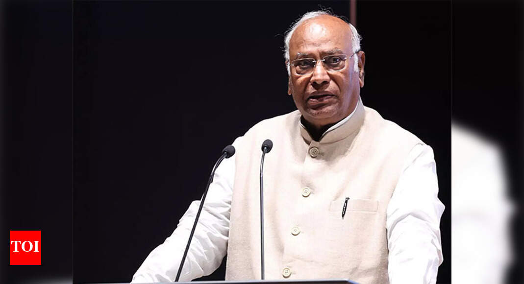 <div>'Intend to start my work soon': Mallikarjun Kharge thanks Congress cadres post surgery; set to visit Nagaland on Oct 7</div>