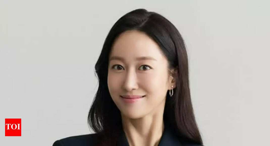Jeon Hye Bin’s credit card stolen, actress scammed out of 15 million KRW - Report