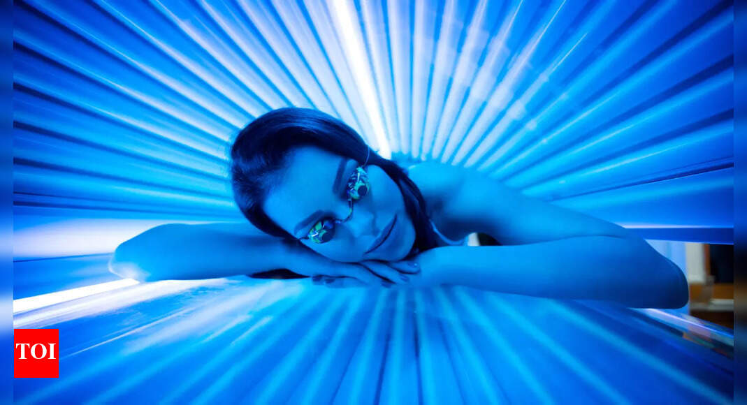 Experts urge a ban on commercial sunbeds in the UK | – The Times of India